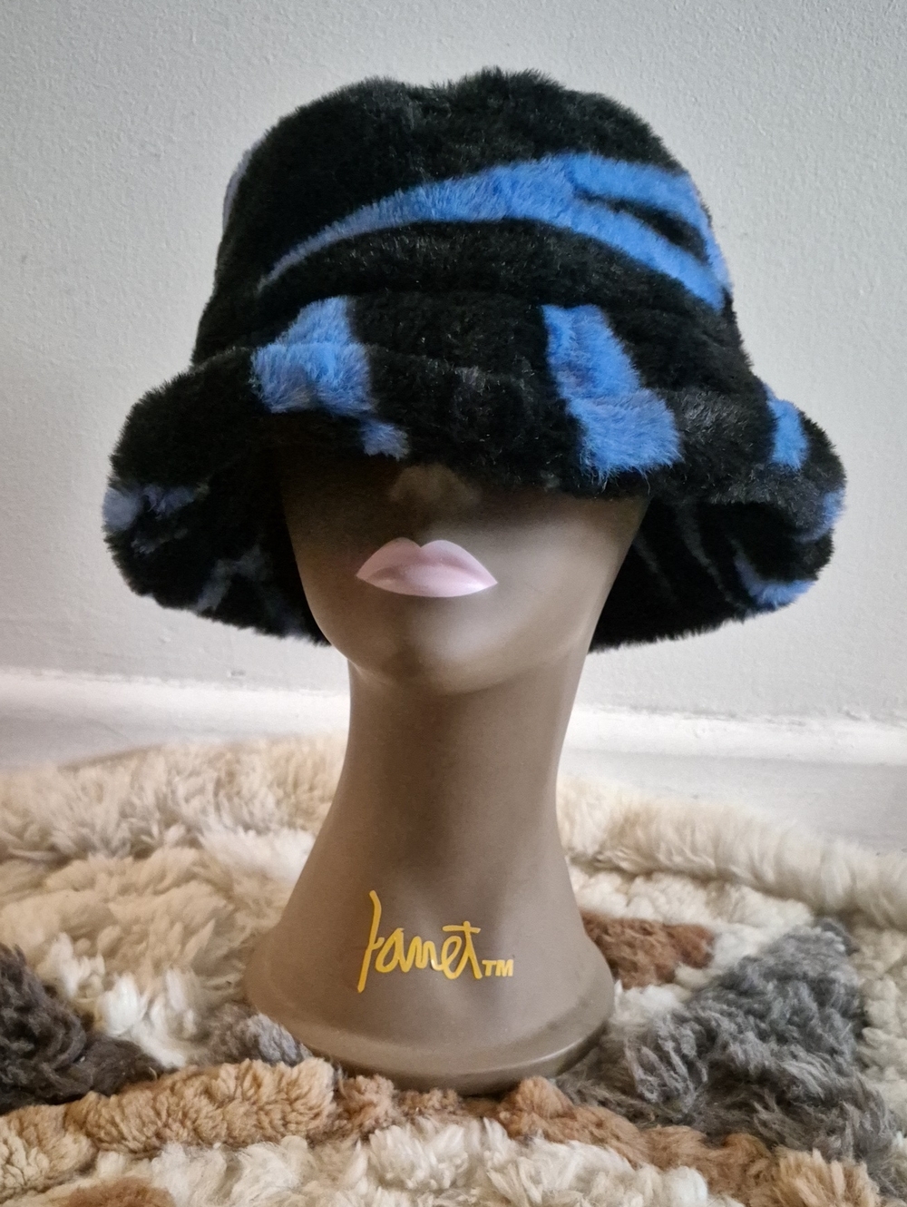 Black & Blue Faux Fur Bucket Hat - Women's Fashion Accessory